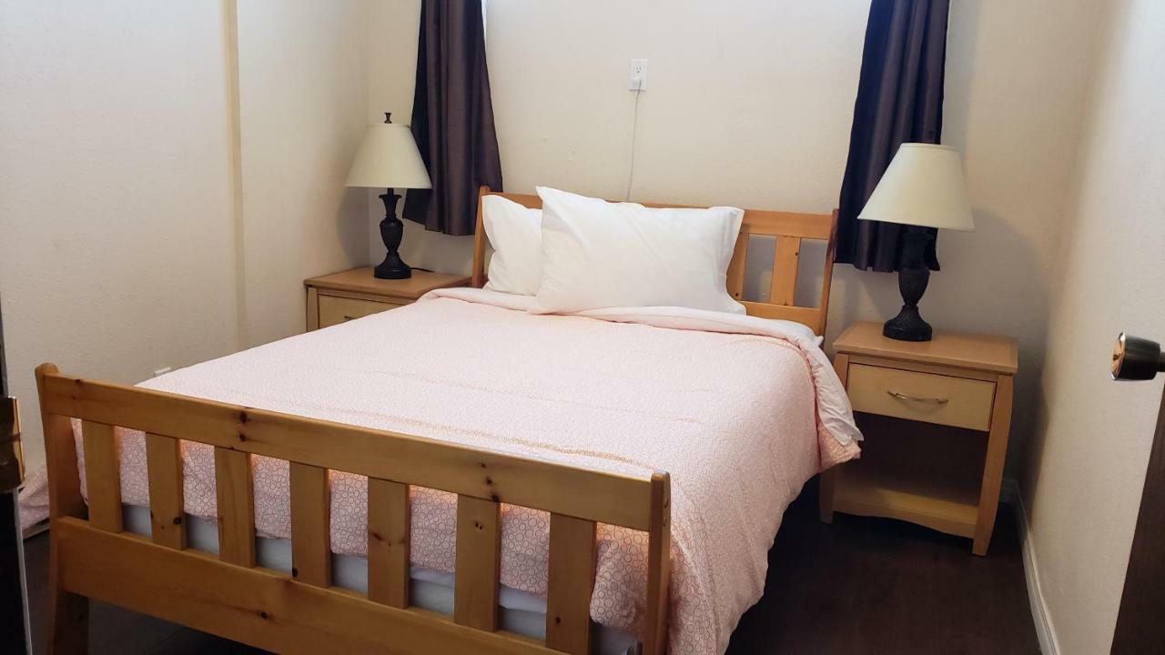 דירות קימברלי Cozy Comfort Sleeps 4 - 5 Min To Golf & Ski מראה חיצוני תמונה